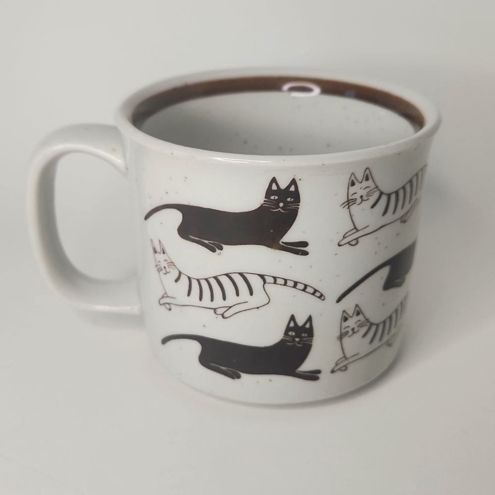 Vintage Relaxing Cats Laying Down Coffee Mug Retro